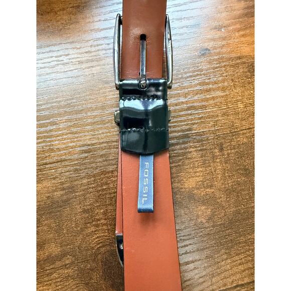 Fossil Black polished Leather Belt with Gunmetal solid brass Buckle | size 40 - Picture 4 of 8